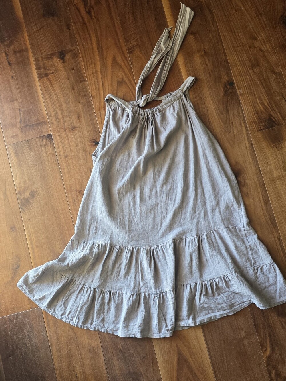 BELLAMBRA ITALY Sleeveless Tiered Halter Dress in Light Gray - Picture 3 of 6